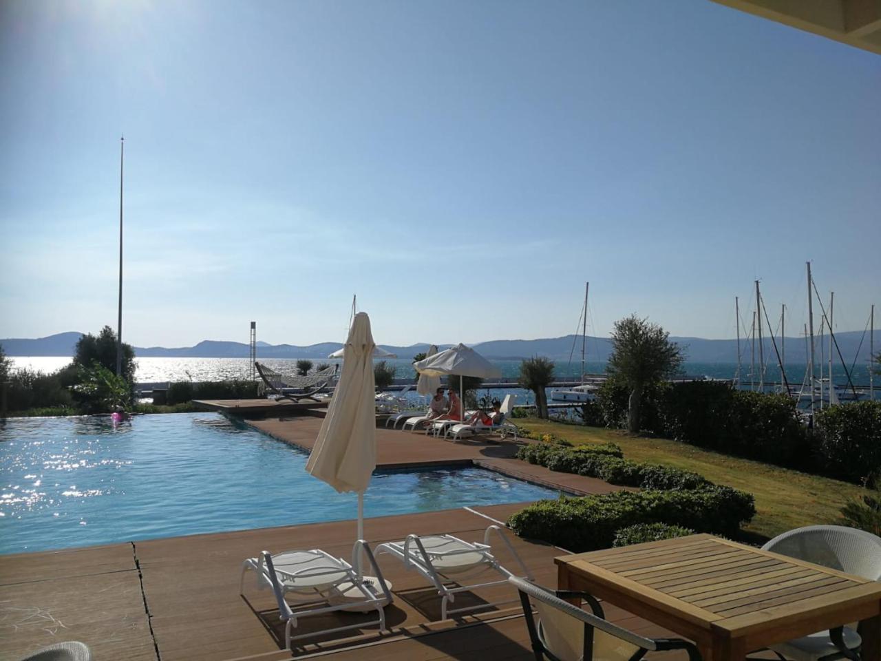 Egesu Marina Guest House Gulluk Εξωτερικό φωτογραφία